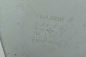 Изображение товара 112818 - 00112818 steklo dveri perednej pravoj Lexus RX 2