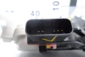Изображение товара 112865 - 00112865 zamok dveri zadnej levoj Pontiac TransSport 1