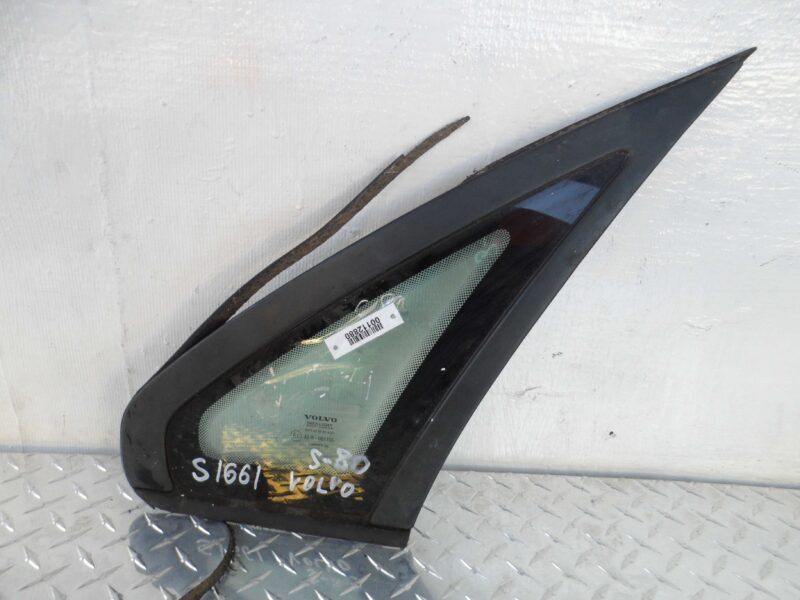 Изображение товара 112880 - 00112880 steklo kuzovnoe pravoe Volvo 850