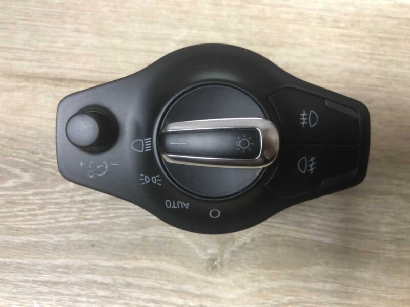 Изображение товара 112906 - 00112906 pereklyuchatel sveta