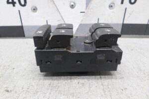 Изображение товара 112920 - 00112920 knopka steklopodemnika 2