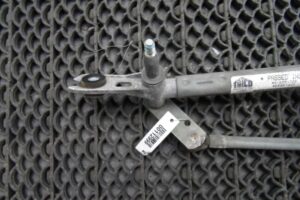 Изображение товара 112999 - 00112999 trapetsiya dvornikov Pontiac Vibe 3