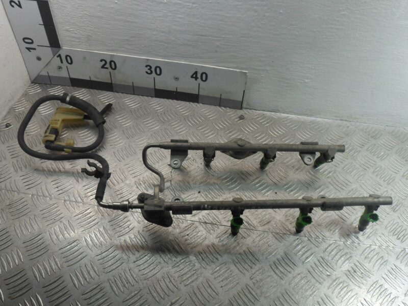 Изображение товара 113310 - 00113310 toplivnaya rampa Lexus LS