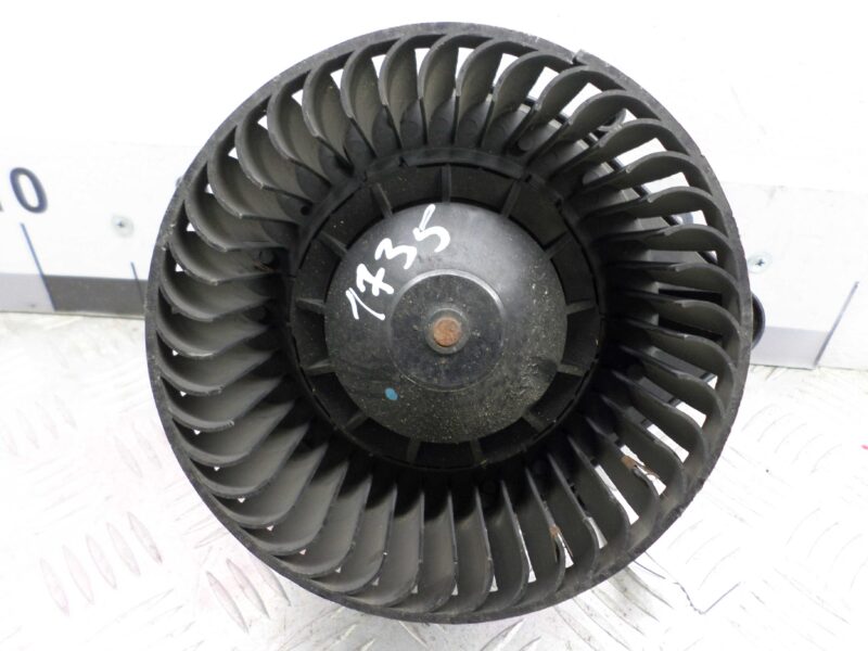 Изображение товара 113362 - 00113362 ventilyator otopitelya (motorchik pechki)