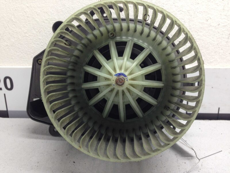 Изображение товара 113546 - 00113546 ventilyator otopitelya (motorchik pechki) Volkswagen Up