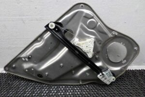 Изображение товара 113711 - 00113711 steklopodemnik zadnij pravyj Honda Ridgeline 1