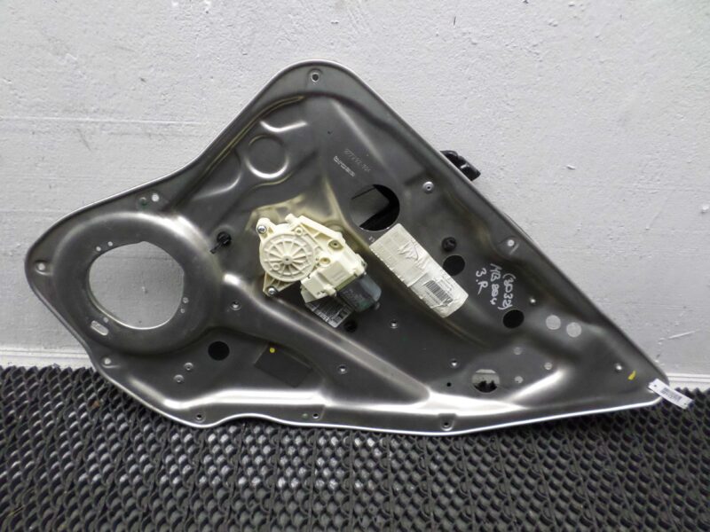 Изображение товара 113711 - 00113711 steklopodemnik zadnij pravyj Honda Ridgeline