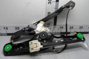 Изображение товара 113900 - 00113900 steklopodemnik perednij levyj 1