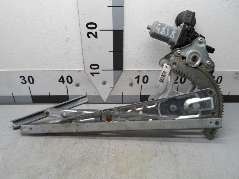 Изображение товара 113977 - 00113977 steklopodemnik zadnij levyj