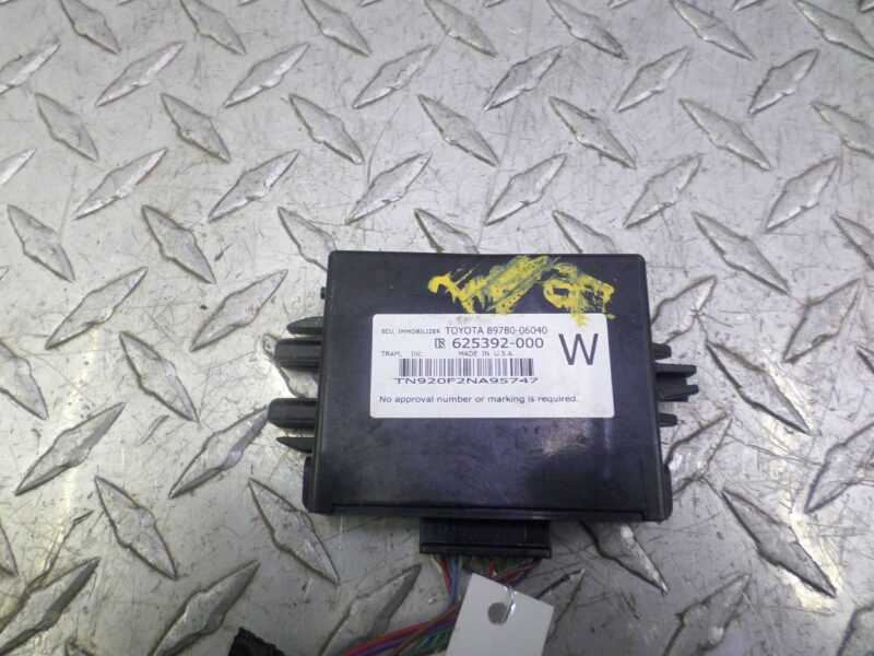 Изображение товара 114021 - 00114021 blok upravleniya tsentralnym zamkom Subaru Legacy