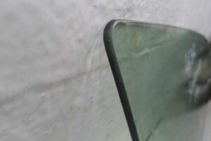 Изображение товара 114056 - 00114056 steklo dveri perednej pravoj Alfa Romeo 146 1