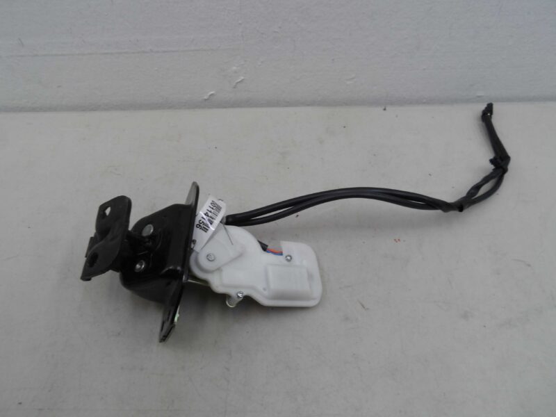 Изображение товара 114156 - 00114156 zamok bagazhnika