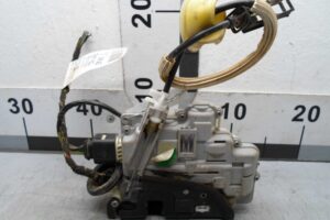 Изображение товара 114174 - 00114174 zamok dveri perednej pravoj Toyota Corolla Verso 2