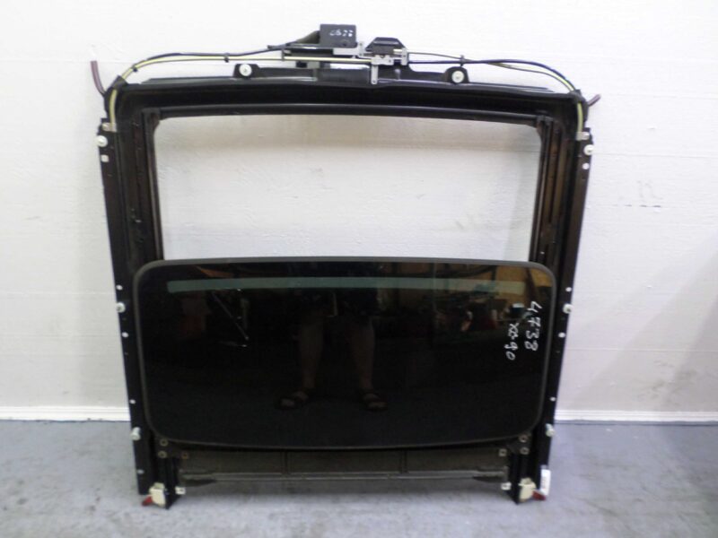 Изображение товара 114210 - 00114210 lyuk Volvo V50