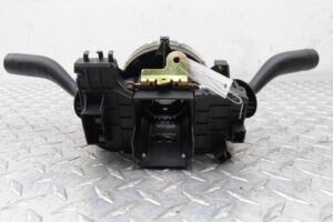 Изображение товара 114226 - 00114226 pereklyuchatel podrulevoj (strekoza) Toyota Carina E 1