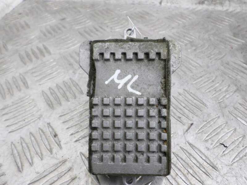 Изображение товара 114279 - 00114279 rezistor otopitelya Ford Fiesta