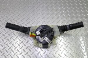 Изображение товара 114304 - 00114304 pereklyuchatel podrulevoj (strekoza) 