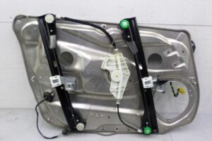 Изображение товара 114319 - 00114319 steklopodemnik perednij pravyj Honda Ridgeline 1