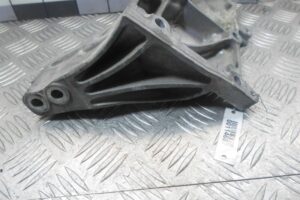 Изображение товара 114687 - 00114687 kronshtejn dvigatelya Ford Sierra 1