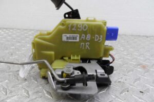 Изображение товара 114709 - 00114709 zamok dveri perednej pravoj 3