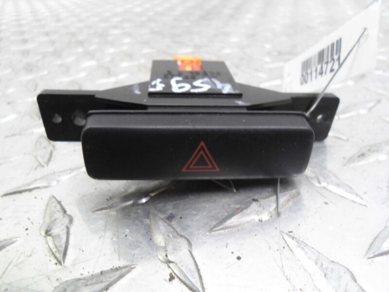 Изображение товара 114721 - 00114721 knopka avarijnoj signalizatsii