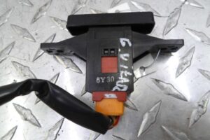 Изображение товара 114721 - 00114721 knopka avarijnoj signalizatsii 3