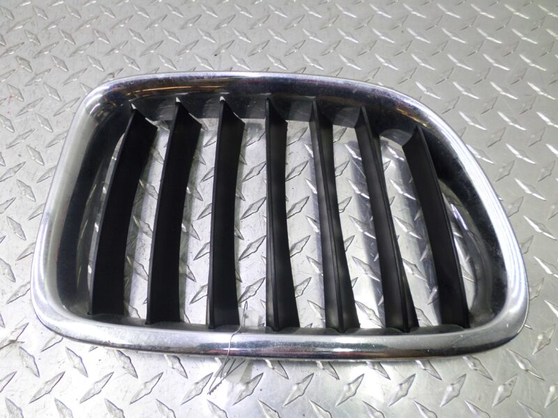 Изображение товара 114729 - 00114729 reshetka radiatora