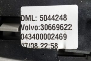 Изображение товара 114834 - 00114834 plafon Volvo V50 2