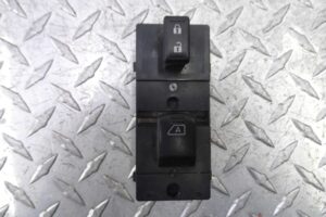 Изображение товара 114877 - 00114877 knopka steklopodemnika 