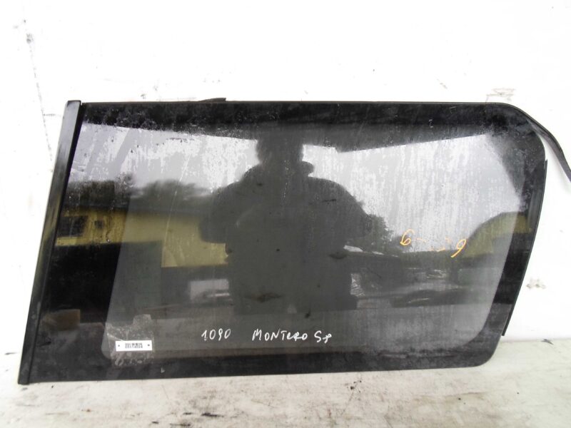 Изображение товара 114894 - 00114894 steklo kuzovnoe pravoe Infiniti G