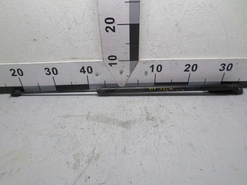 Изображение товара 115018 - 00115018 amortizator kryshki bagazhnika