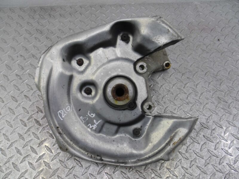 Изображение товара 115251 - 00115251 kulak zadnij levyj Volvo S40