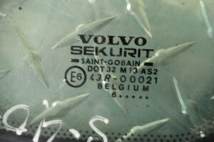 Изображение товара 115286 - 00115286 steklo kuzovnoe levoe Volvo V70 2