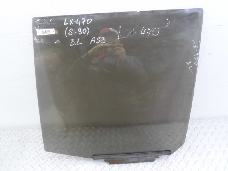 Изображение товара 115375 - 00115375 steklo dveri zadnej levoj BMW 3 Series