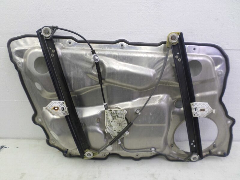 Изображение товара 115436 - 00115436 steklopodemnik perednij pravyj