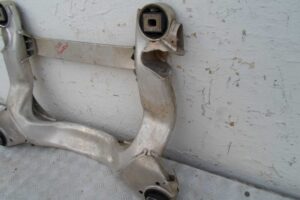 Изображение товара 115555 - 00115555 balka perednyaya Toyota Carina E 2