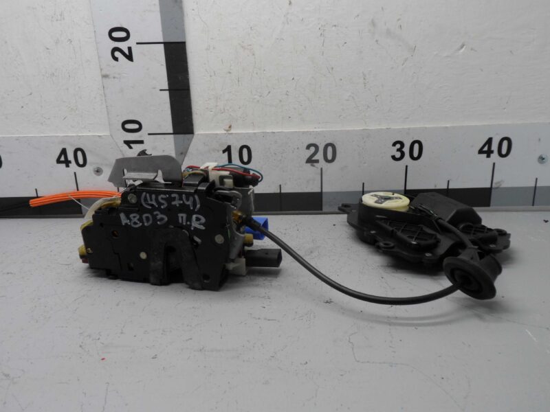 Изображение товара 115564 - 00115564 zamok dveri perednej pravoj