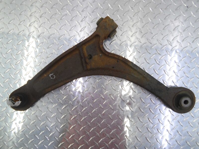 Изображение товара 115675 - 00115675 rychag perednij levyj nizhnij Renault Logan