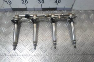 Изображение товара 115890 - 00115890 toplivnaya rampa Ford Sierra 3