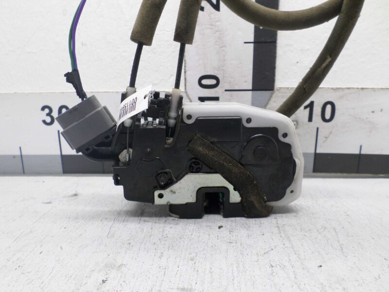 Изображение товара 115944 - 00115944 zamok dveri zadnej pravoj Lexus LS