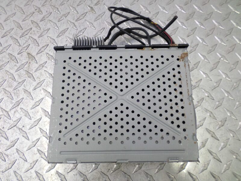 Изображение товара 115965 - 00115965 blok upravleniya priema signala magnitoly