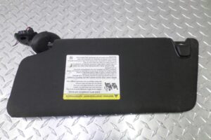 Изображение товара 115981 - 00115981 kozyrek solntsezaschitnyj Skoda Yeti 2