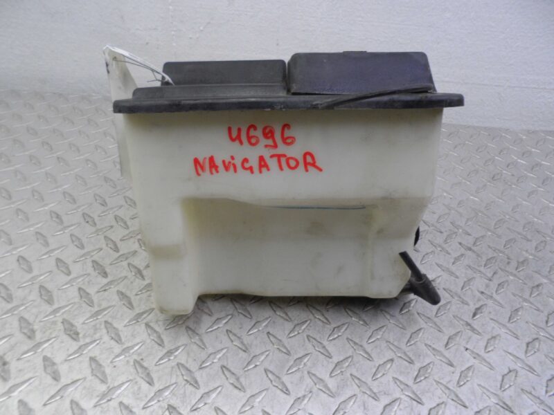 Изображение товара 116020 - 00116020 bachok omyvatelya Chrysler Sebring