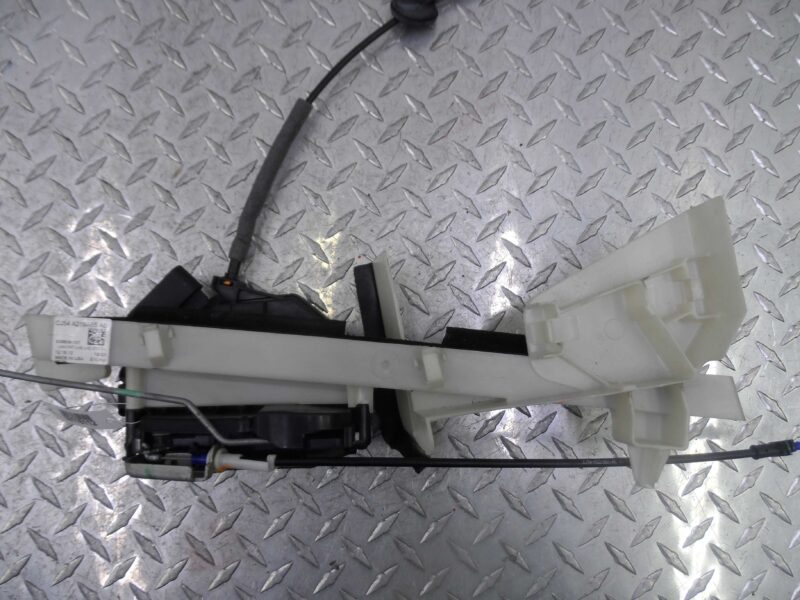 Изображение товара 116112 - 00116112 zamok dveri perednej levoj