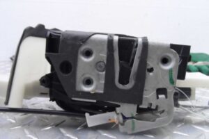 Изображение товара 116112 - 00116112 zamok dveri perednej levoj 2