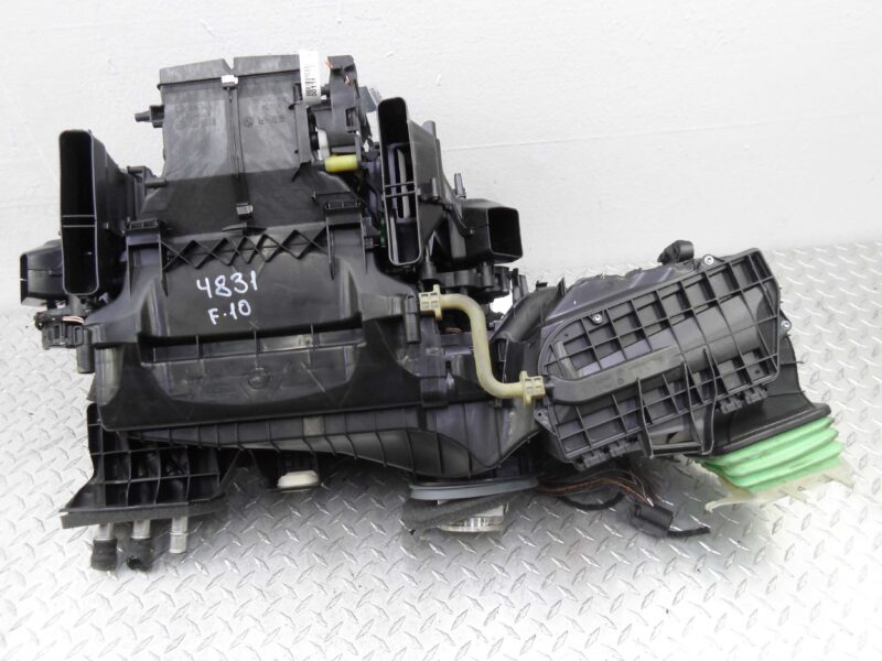 Изображение товара 116213 - 00116213 korpus otopitelya (pechki)