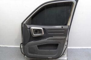 Изображение товара 116530 - 00116530 dver perednyaya pravaya Renault Logan 8