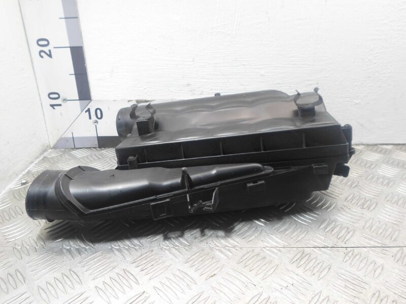 Изображение товара 116581 - 00116581 korpus vozdushnogo filtra Ford Sierra