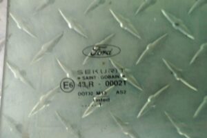 Изображение товара 116888 - 00116888 steklo dveri zadnej levoj 2