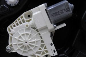 Изображение товара 116893 - 00116893 steklopodemnik zadnij levyj Toyota Corolla Verso 3